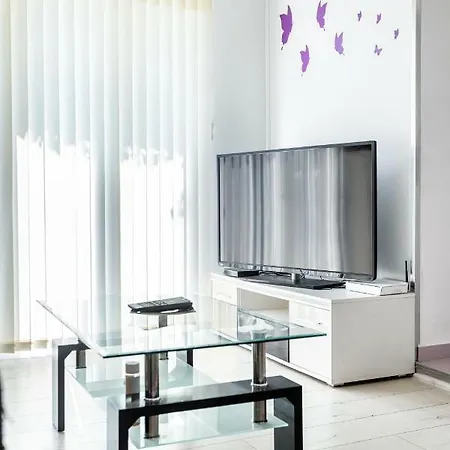 Apartman Mikica Apartment *